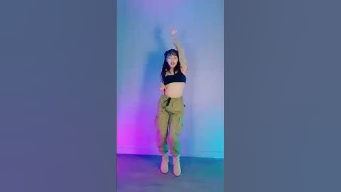 Thumbnail of LISA 'MONEY' mirrored dance cover #shorts (based on the Performance vid and added some freestyle)
