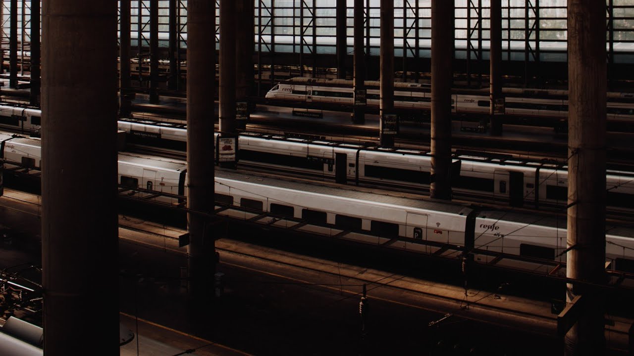 "Top 5 Fastest Bullet Trains in the World: Unbelievable Speeds ...