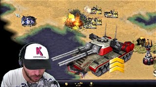 Red Alert 2 Online - Apocalypse tank in Kikematamitos map for 2 vs 2 vs 2 vs 2