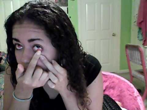 halloween vampire contacts review