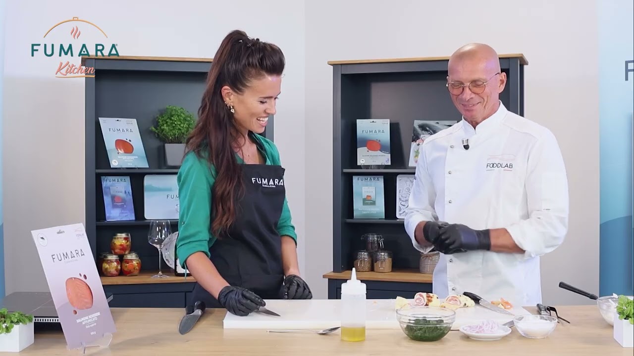 FUMARA KITCHEN - Crespelle con salmone affumicato e robiola | Primo piatto cremoso