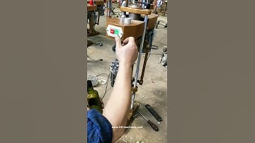 Thread aluminum cap sealing machine liquor wine bottle ROPP sealing machine