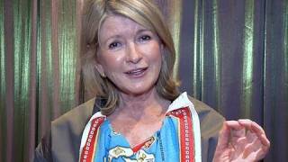 How To DeSeed A Pomegranate with Martha Stewart | On Air With Ryan Seacrest