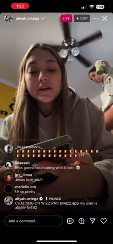 Jenna Ortega Sister Aliyah Ortega replied to me on her live - YouTube