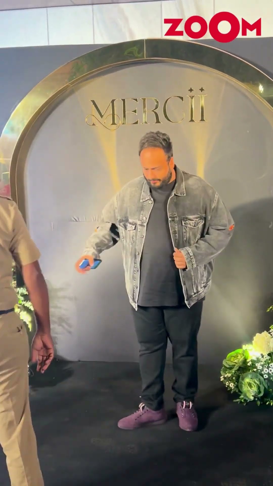 After Salman, Zeeshan Siddique ARRIVES at Nirvaan Khan's Birthday party #zeeshansiddique #shorts