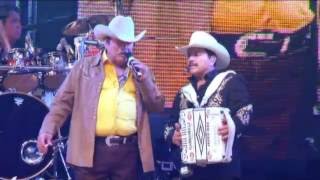 Los Invasores de Nuevo León 'El Reencuentro' Vol 1 en Vivo  Laurita Garza ( Video Oficial )