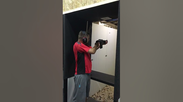 Shotgun Ricochets Onto Shooter's Face - 1262484