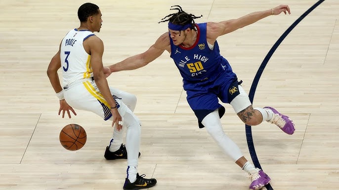 Warriors drop Game 4 vs. Lakers; Steph Curry commits costly turnover in  final minute, THE HERD