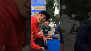 Geerr Setelah Habis 2 Gelas Baru Sadar Pembelinya Adalah Vokalis Gitaris Sid supermanisdead