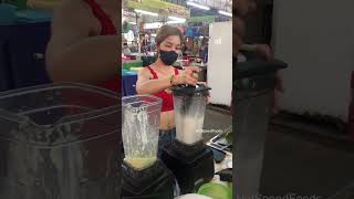 Refreshing Coconut smoothie vs Avocado smoothie - Thai street food reels fbreels shorts fyp