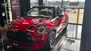 The MINI CONVERTIBLE Walk around