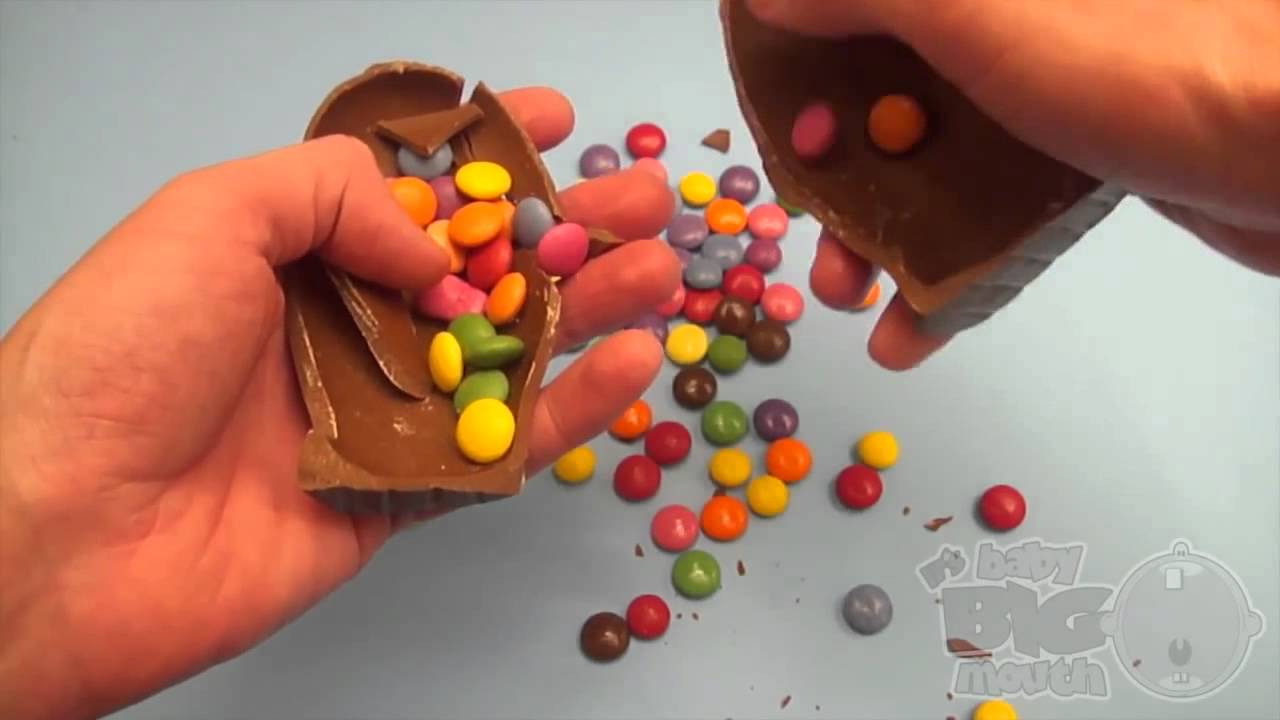 New Learn Colours with Smarties Chocolate Surprise Eggs! Christmas Edition!