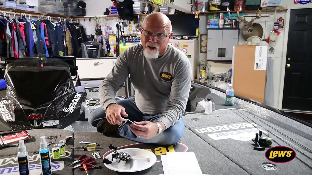 How to Maintain Your Lew's Baitcaster | Applying Reel Oil & Gear Grease