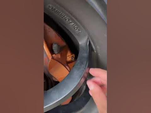 GTR Loud CLICKING NOISE (turning right) - YouTube
