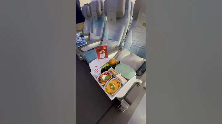 emirates boeing 777-300 economy class meals.