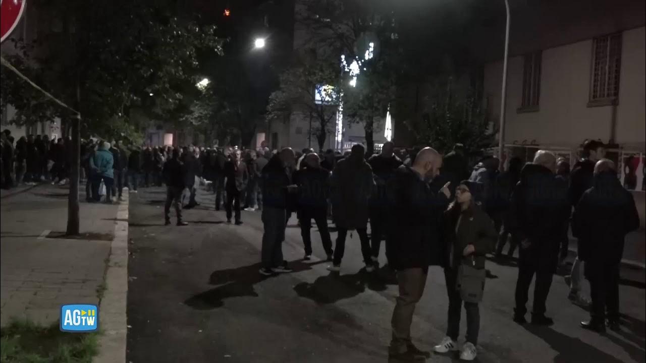 Acca Larentia, la commemorazione a Roma [DIRETTA] - YouTube