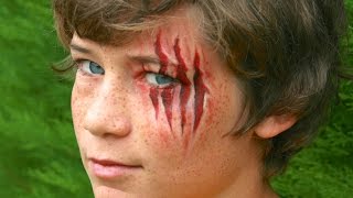 Halloween makeup: Claw wounds / Werewolf Lacerations, without latex! - Face painting tutorial