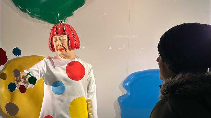 Yayoi Kusama robot in NYC - The Artsology Blog