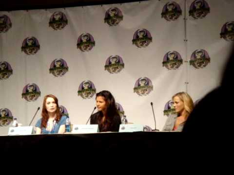 Felicia Day, Kristy Swanson, Julie Benz, Charisma Carpenter DragonCon 2009 Friday 5