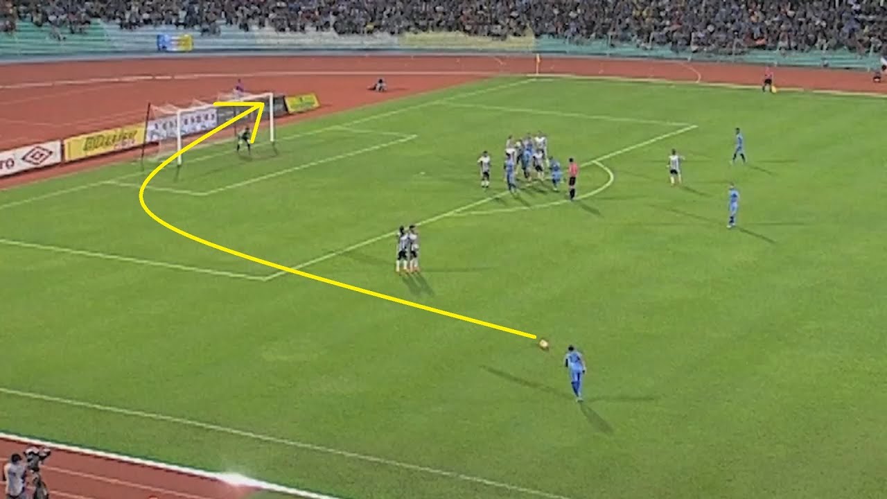 15 EPIC Curved Free Kicks YouTube