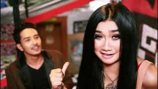 Vega Stephanie 'Goyang Badai' - Kasih Tau Ngga Ya