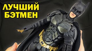 Официальная фигурка Бэтмена Кристиана Бэйла из фильма Темный Рыцарь от Hot Toys