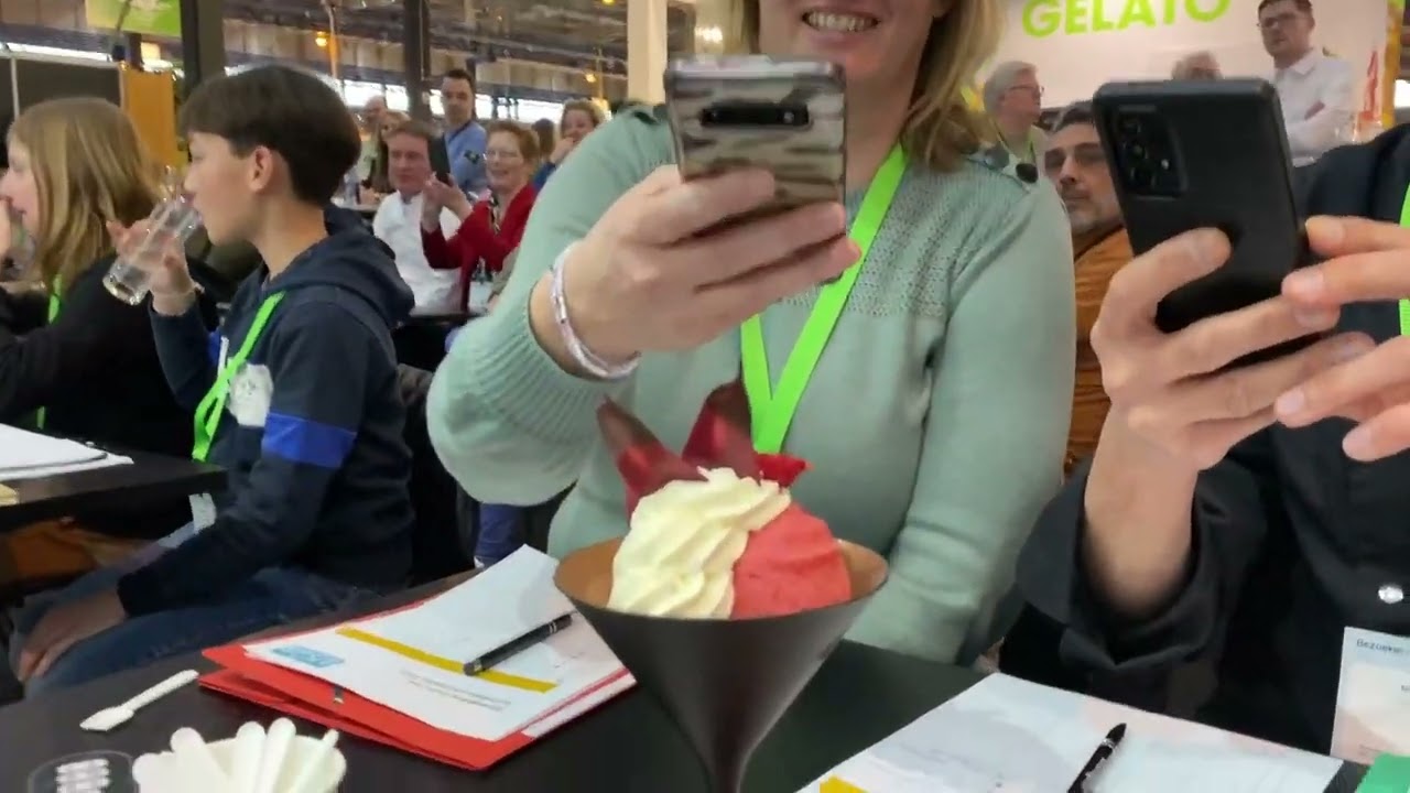 IJsvak 2023 Lisa Wilderink van ijssalon Paul Wilderink/ Jürgen de Vries van De Zoete Inval