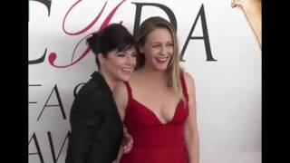 Selma Blair and Alicia Silverstone attend the 2016 CFDA Awards