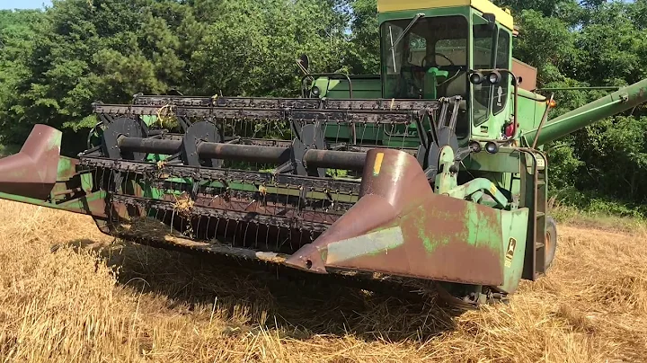 Oat Harvest 2019 with a John Deere 4400