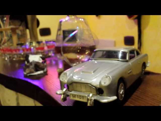 Vintage Toy Bandai M101 Aston Martin SECRET EJECTOR CAR | Battery