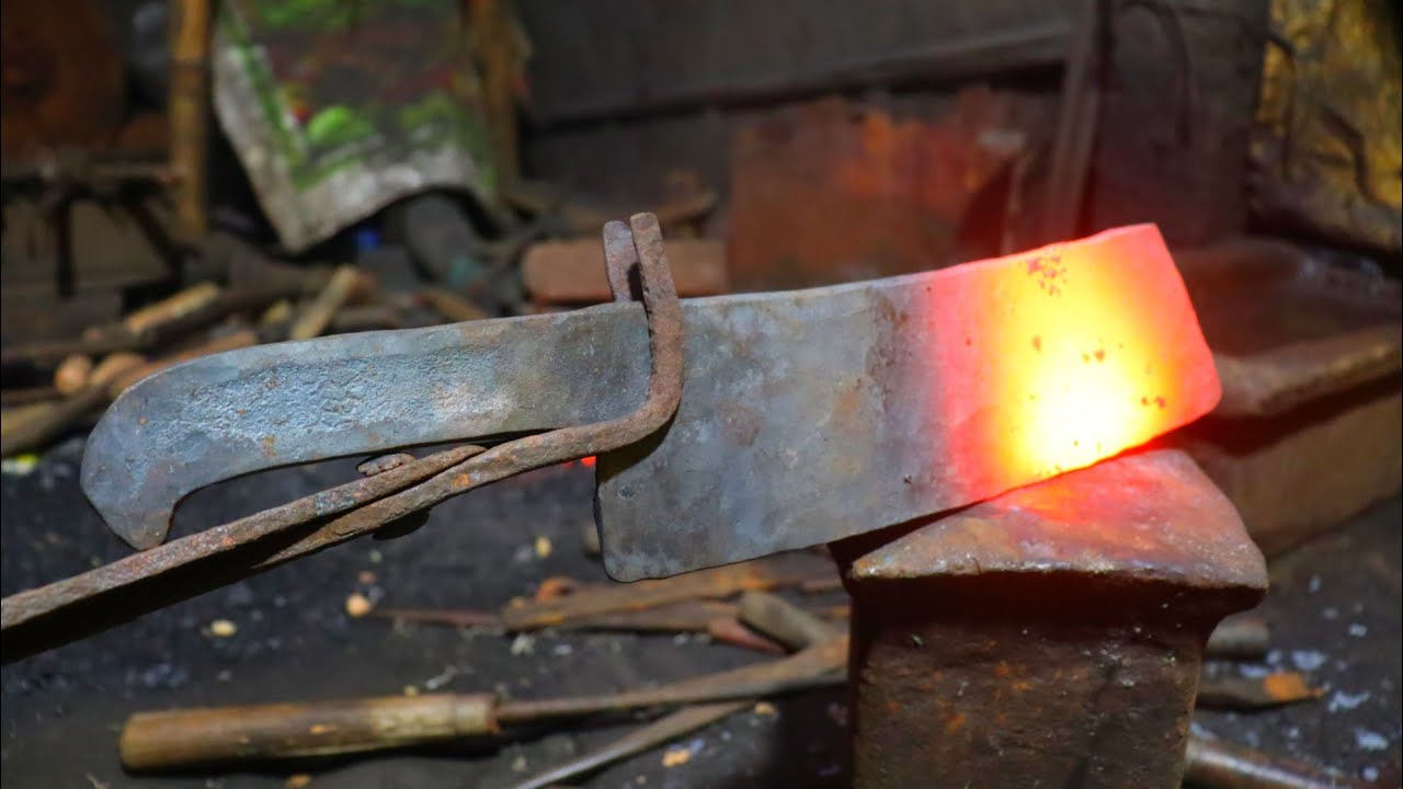 KNIFE MAKING MAKING A VERY HEAVY SUPER SHARP MEAT CHOPPER KNIFE / HOW