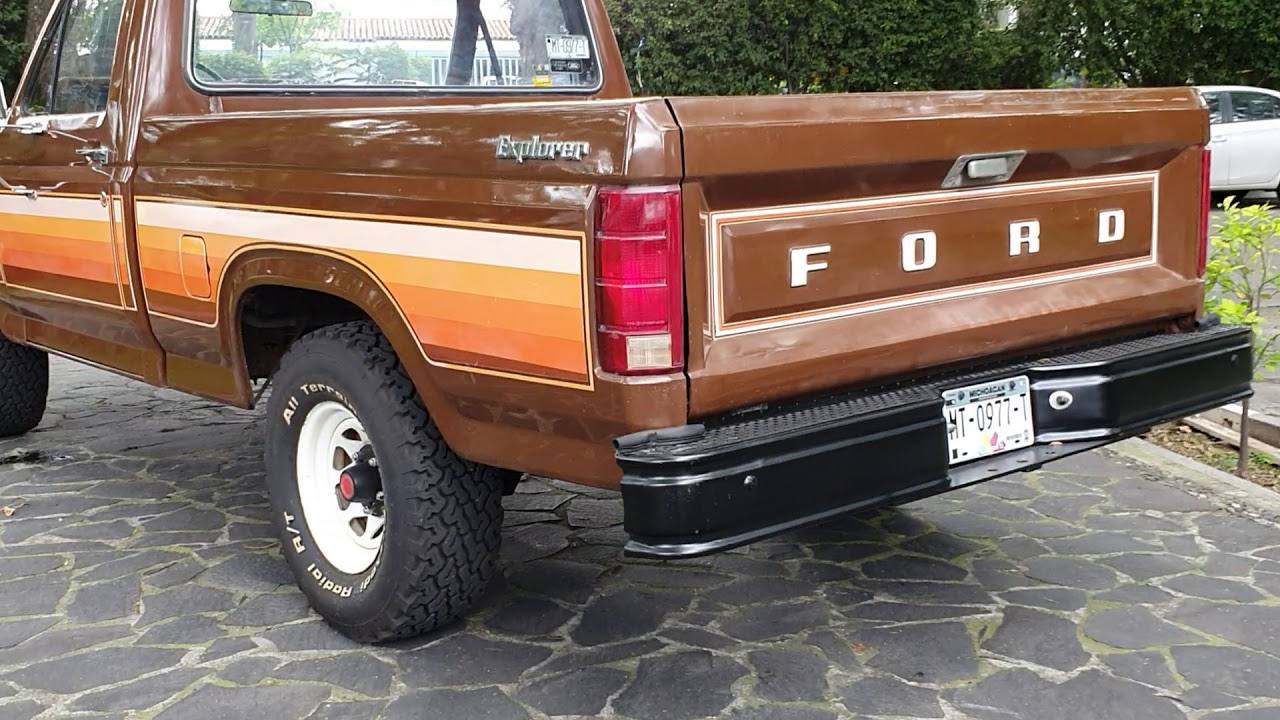 Ford Explorer 1982 bonito color - YouTube