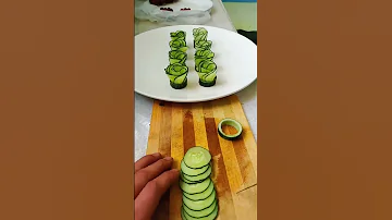 Asian Street Food 黄瓜 
