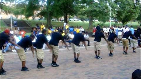 #1 Alpha Phi Alpha Stroll 2009 BE. ( NC A&T )