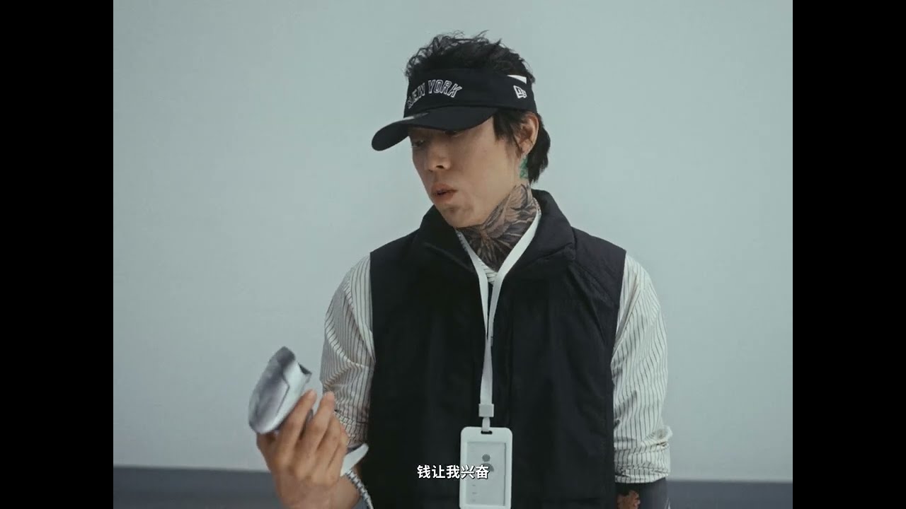 Watch PSY.P - 因為錢 Feat.王以太 on YouTube