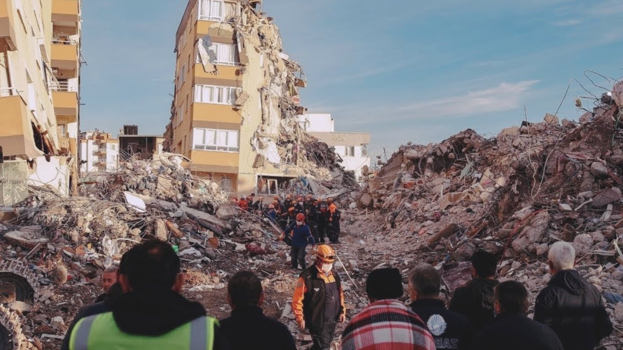 It's not in the news: Deadliest 5.6 M earthquake hit New Zealand !