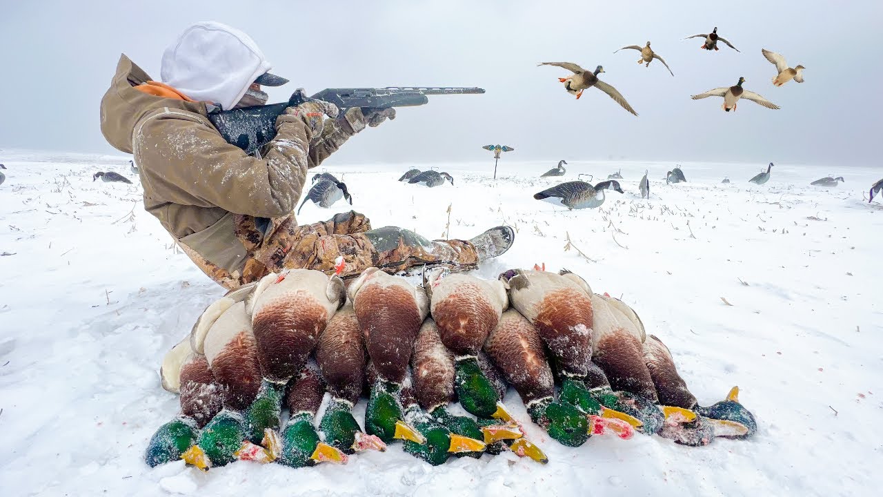 Mastering Duck Hunting with 20 Gauge Shotguns A Blizzard Adventure