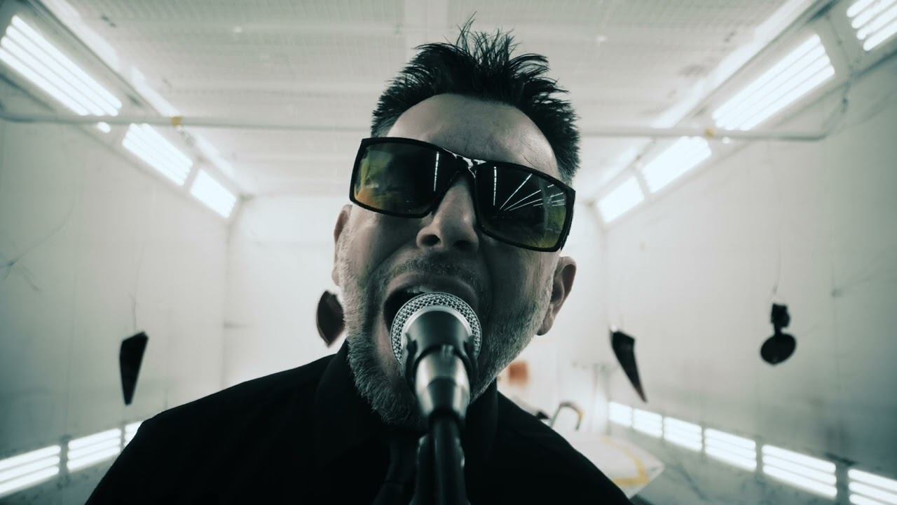 BOUNCE - Yesterdays Hero (Official Music Video)