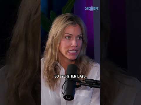 TRICIA HELFER's hair