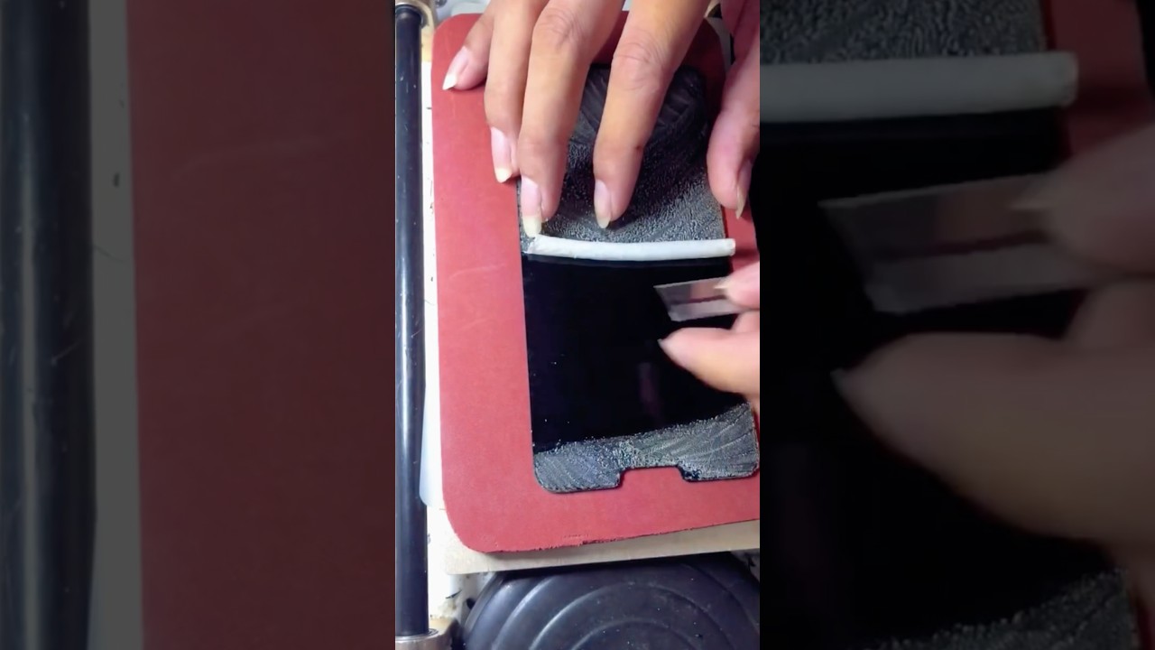 Phone screen cleaning 