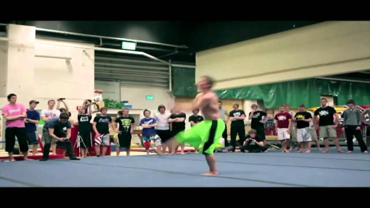 УРУС МАРТАН 2012 - YouTube