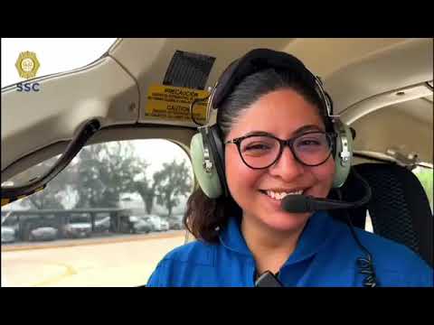 Abi Cruz, la primera capitana Cóndor que sobrevuela la CDMX en la historia del Escuadrón Aéreo