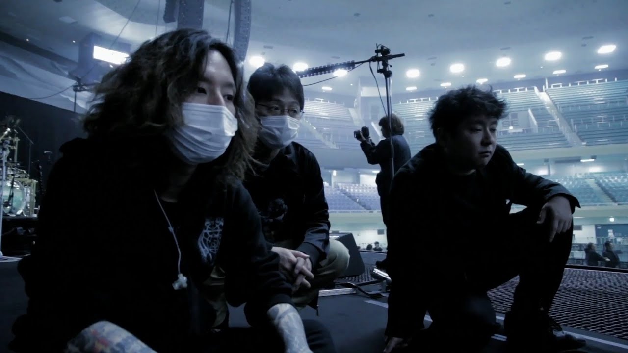 DIR EN GREY — DUM SPIRO SPERO AT NIPPON BUDOKAN (BEHIND THE SCENES)