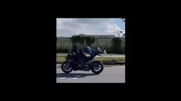 Ngọc Trinh ngã đau khi đi xe phân khối lớn sai luật #ngoctrinh