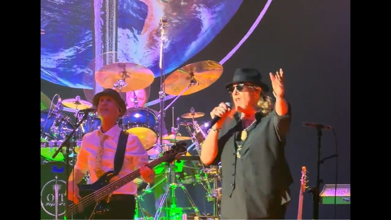TOTO Live 
