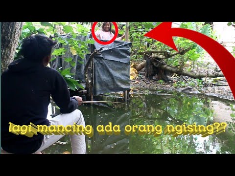 lagi mancing malah ada orang ngising