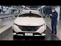 La fabrication de la nouvelle Peugeot 308 dans l'usine de Mulhouse