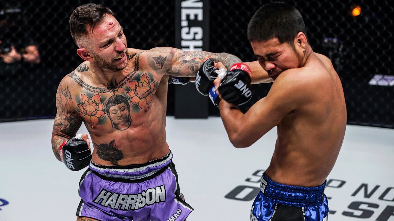 Самый дикий раунд в тайском боксе 🤯 Лиам Харрисон против Муангтая