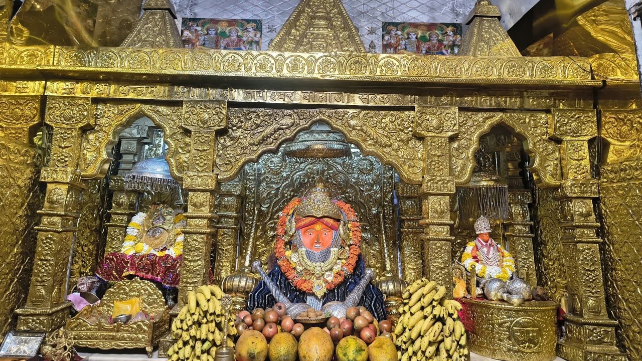 Live 🛑 दिव्य प्रातः श्रृंगार दर्शन श्री बागेश्वर बालाजी 7 मार्च 2026 #bageshwardhamsarkar #live