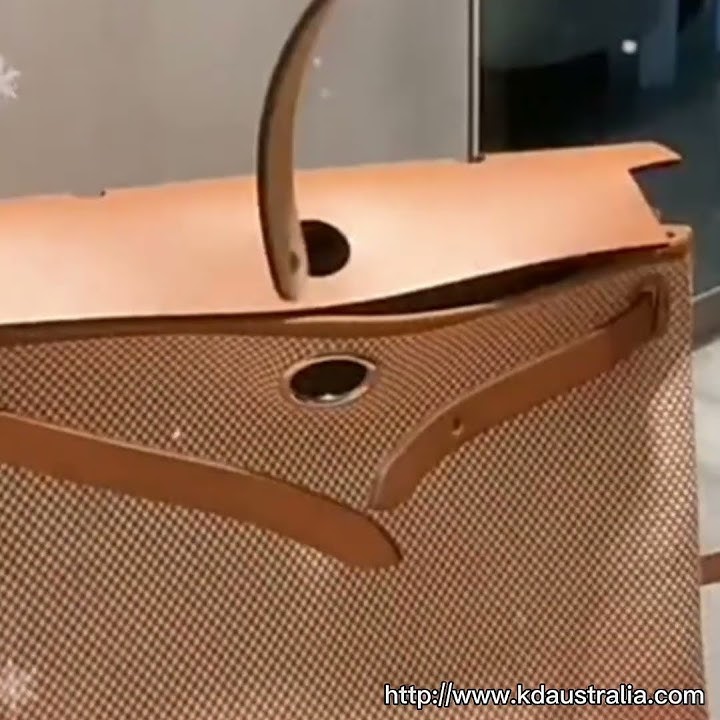 Louis Vuitton Bag Cleaner Lotion Set ( KD Australia ) 